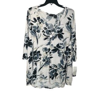 Tahari Black and White Floral Tunic Top